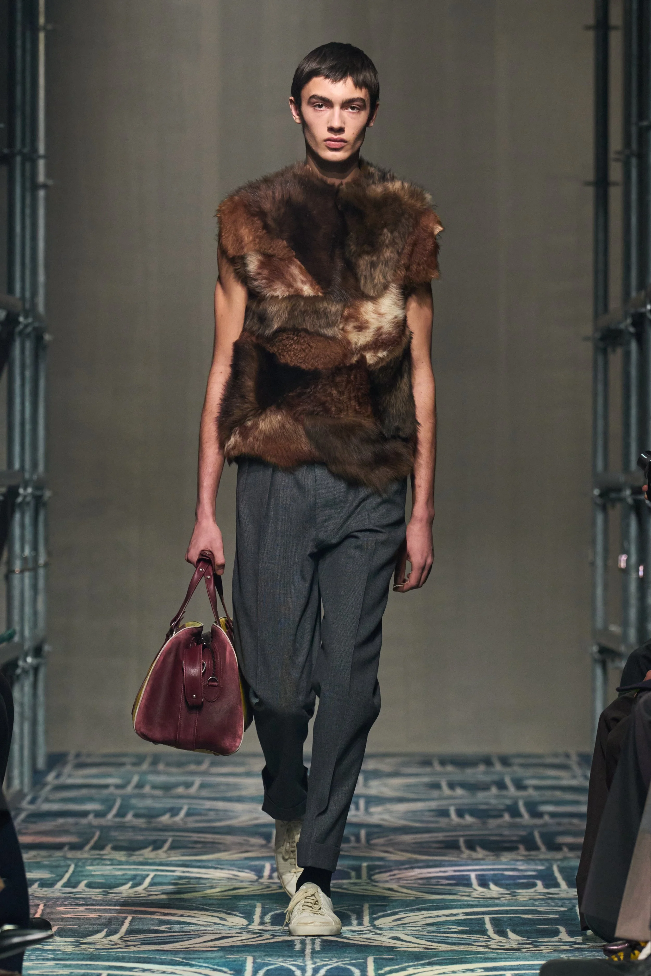 その他 Prada Shearling shawl with tie Prada Fall 2014 Shearling Coat: The Ones That Got Away